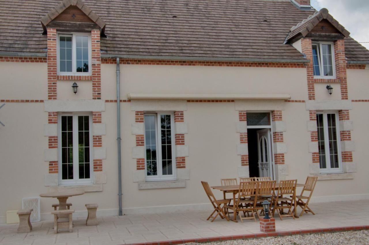 Gite De Villaine Theillay Exterior foto